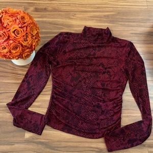 Guess Top, Size XS